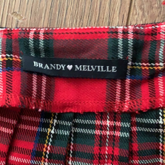 Brandy Melville - Dana Red Plaid Pleated Mini Skirt - Picture 2 of 3